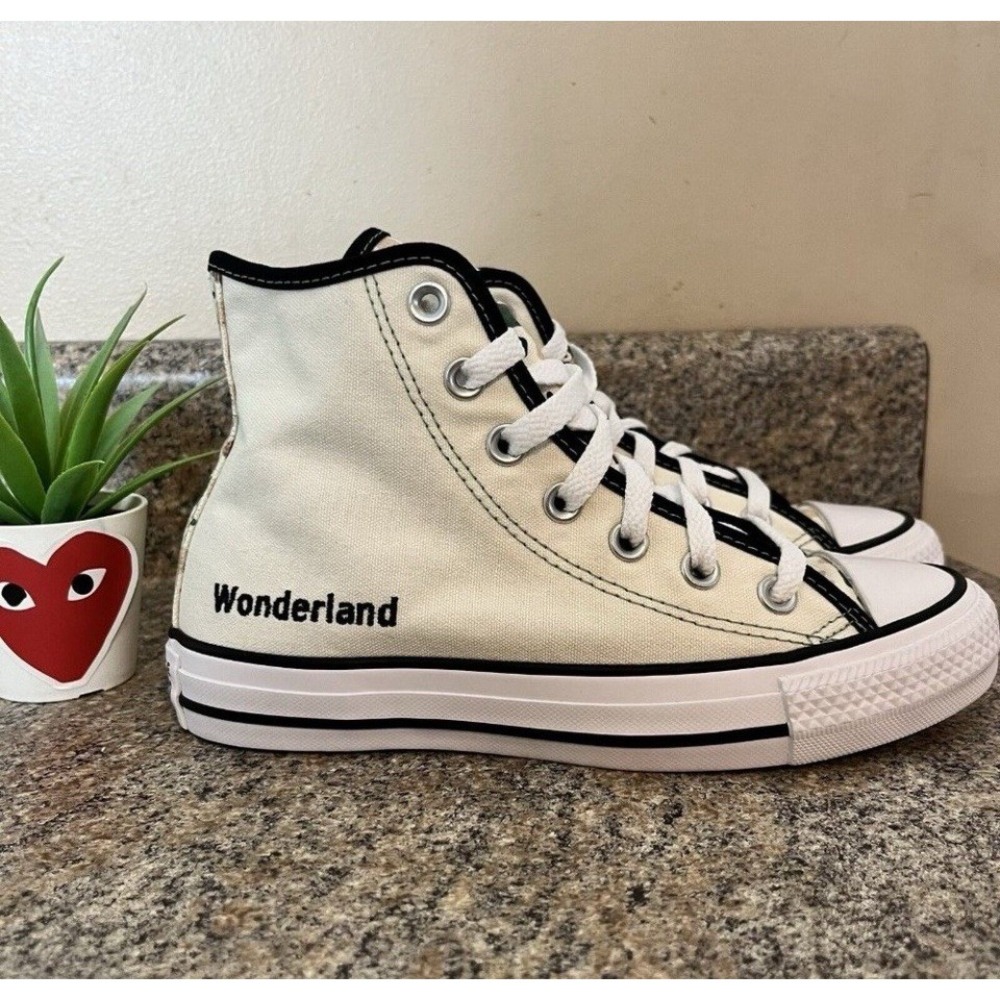 Converse Womens Chuck Taylor All Star Hi Size 5 Wonder Land